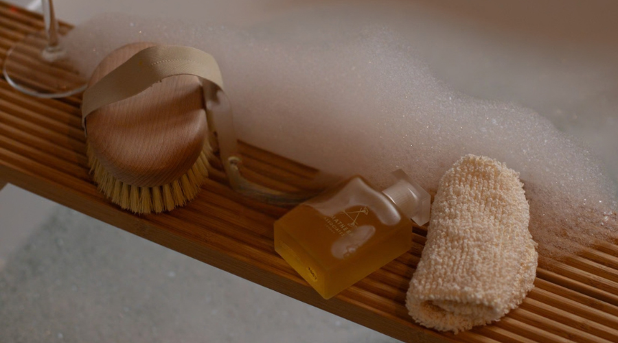 Bath Oil vs Shower Oil