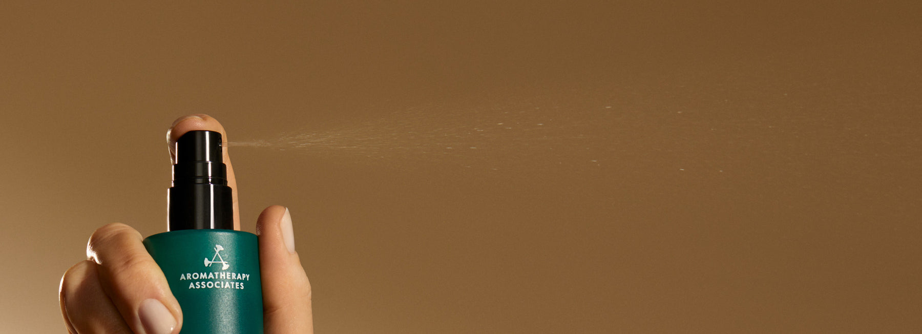 What Are The Benefits of Hyaluronic Acid? Aromatherapy Associates