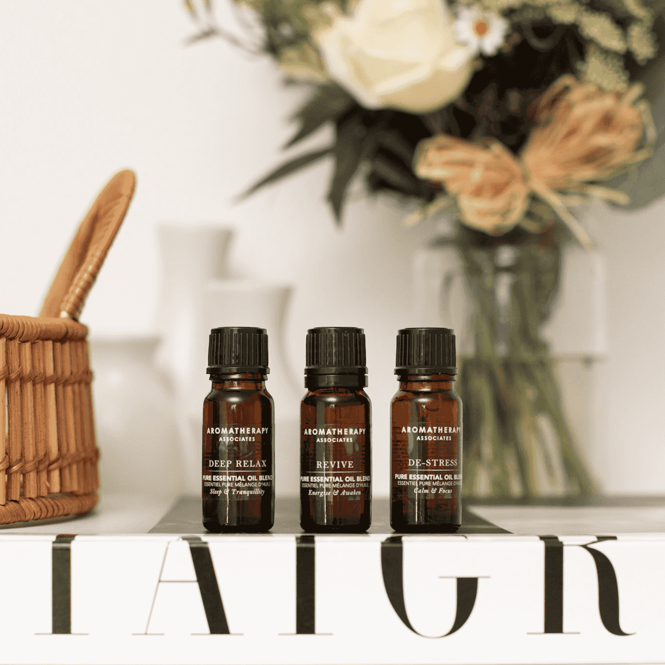 Essential Oils Set - 4 Oils & 2 Blends, Top 6 Essential Oils for Diffusers  for Home, Stress Relief, Serenity Sleep Oil Blend Aromatherapy, Peppermint