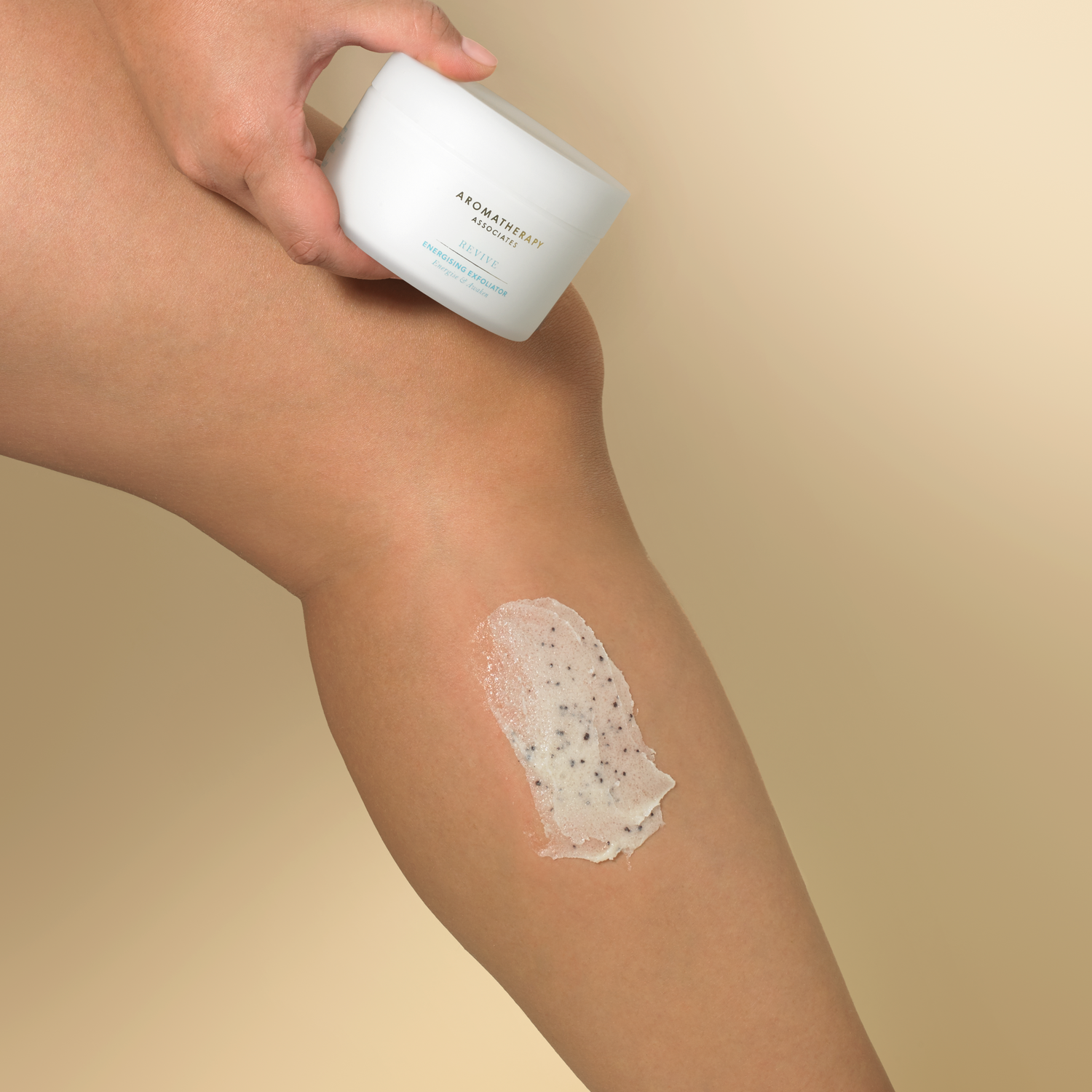 Revive Energising Exfoliator 200ml Aromatherapy Associates